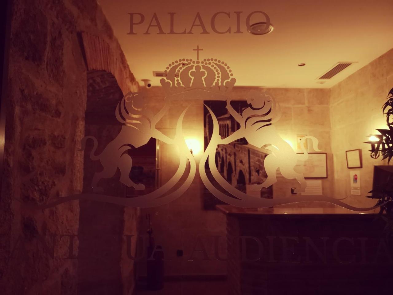 Palacio Antigua Audiencia Ciudad-Rodrigo Zewnętrze zdjęcie